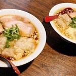 中華そば カリフォルニア - 『チャーシュー肉ワンタンそば(黒)』＆『チャーシュー肉ワンタンそば(白)』