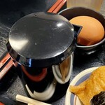 手打十段 うどんバカ一代 - これが釜バター専用醤油！