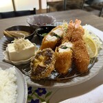 お食事処 与四郎 - ミックスフライ御膳