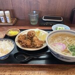 うどん豊前屋 官べえ - うどん定食968円