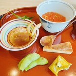 赤坂 渡なべ - 八寸　茶碗蒸しあん肝奈良漬骨煎餅茶豆肝和え久保田のチーズケーキいくら