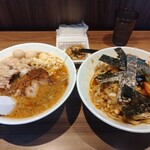 らーめん菊 - 限定パタン 麺250g ラー油味 1450円
      限定トッピング 自家製ニラキムチ 200円
      限定トッピング 納豆
      ニンニクマシマシ ヤサイ アブラ