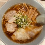 駅前ラーメン　ひげ - 