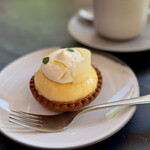 Restaurant Régis & Jacques Marcon - 大好きなレモンクリームタルトと…