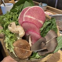 しゃぶしゃぶ KINTAN 代官山本店 - 野菜3回目