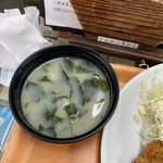 とすのとんかつ きむら - 少し甘いお味噌のお味噌汁