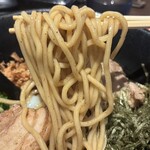 本場博多ラーメン・油そば 一号艇 - ＼(=^‥^)/’`麺リフトあっぷ