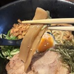 本場博多ラーメン・油そば 一号艇 - メンマ〜( ･ㅂ･)و ̑̑