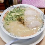 博多豚骨ラーメン　ぶっとび - 