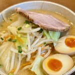 味噌ラーメン はちべえ - 