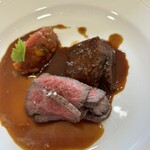 フルールド・オリーヴ カンパーニュ - 薪火焼きの和牛と赤ワイン煮