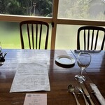 フルールド・オリーヴ カンパーニュ - テーブル