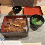 鰻家 - うな重（並）全体