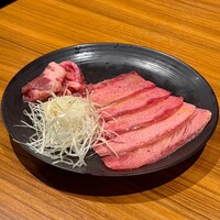 中目黒焼肉 登牛門 - 