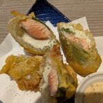 本鮪と創作和食 吟醸くらうど - 