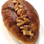 Pane Ho Maretta - ソルティナッツ290円税込み