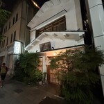 並木藪蕎麦 - お店の前。