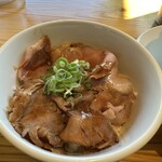 麺や句來夢 - 炙りチャーシューごはん 400円