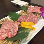 炭火焼肉 にく式 - 