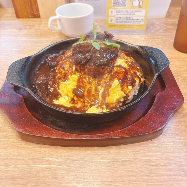 Niku Omurice Senmon Ten Niku to Tamago Shinjuku Higashiguchi
