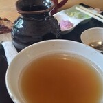 高遠そば ますや - 蕎麦湯。鯖節の香りと、蕎麦の甘みが引き立て合う
