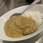 竹岡式ラーメン まる竹 - 半カレー