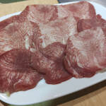 牛徳 - タン塩アップ