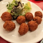 南海飯店 ハイハイ店 - 肉団子の唐揚げ