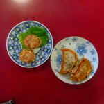 異味香 - 「煎人餃子」と「焼きシュウマイ」