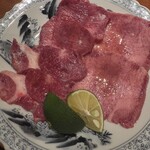 舌とハラミ 肉猿 - 