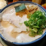 博多とんこつ 天神旗 - 本博多Lightチャーシュー麺