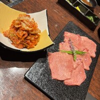 黒毛和牛焼肉 虎斑 北新地店 - 