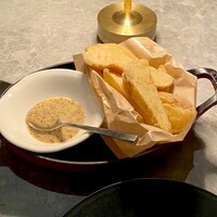 ERUTAN RESTAURANT BAR - トリュフ香るフライドポテト
