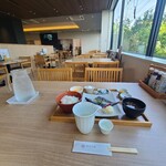 御食事処 みうま屋 - 朝定食越しのお店の内観