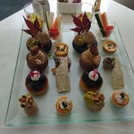 ザ・ラウンジ - 