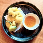 Sui. - 鱧とズッキーニのフリット　
                                〜梅肉スイートチリソース〜