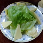 鶴亀 - チーズレタス 300円(税込)(2025年9月22日撮影)