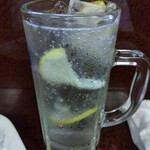 鶴亀 - チューハイ 330円(税込)(2025年9月22日撮影)