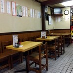 鶴亀 - 店内(2025年5月14日撮影)