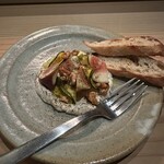 MON GALLERY AND WINE BAR - 