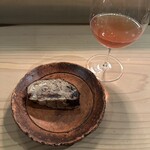 MON GALLERY AND WINE BAR - 