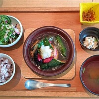 やさい家めい ルミネ横浜店 - 小鉢も充実