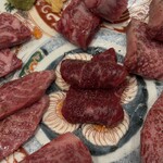 神戸焼肉 金虎 - 