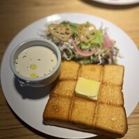 梅田 ワーフ - 