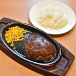 ガスト - 料理写真:チーズＩＮハンバーグセット（８５０円）２０２５年９月