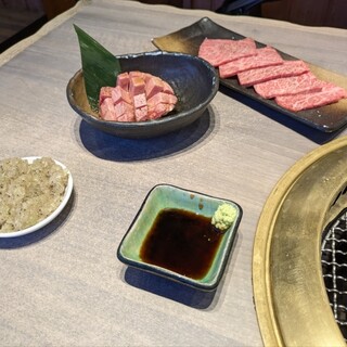 コウゴ牧場直営　焼肉大黒や - 料理写真:大黒や①(*´>ω<`*)