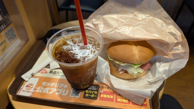 Lotteria Jr Tsuruhashi Eki Fs Ten