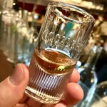 バル アート・アンド・アサ - 