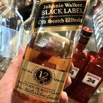 バル アート・アンド・アサ - 