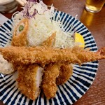 清水屋 - 海老フライ長いぞ